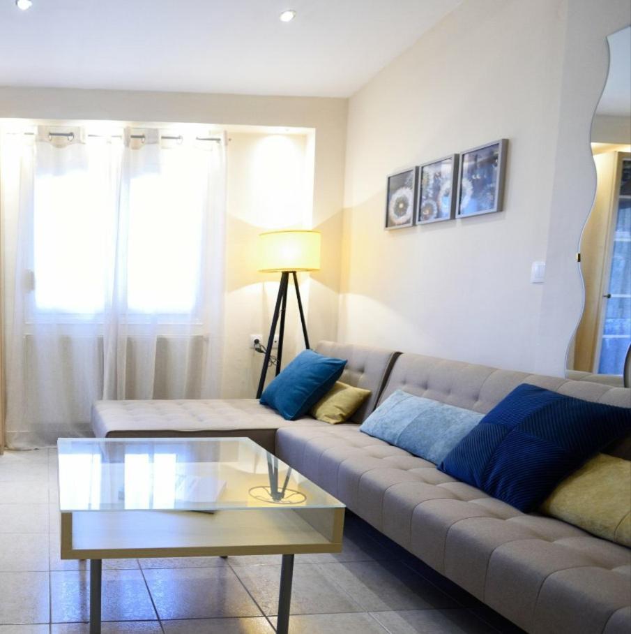 2Downtown.Dandelion Apartment Солун Екстериор снимка