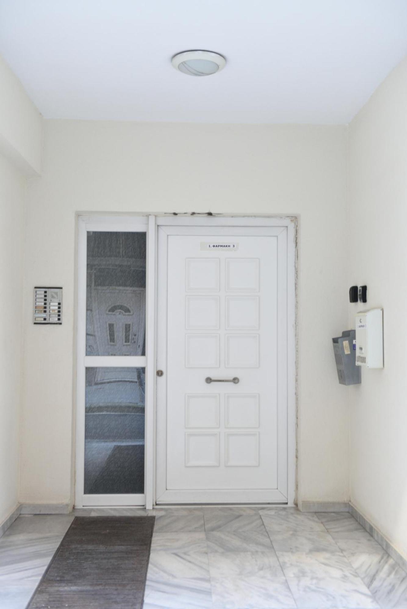2Downtown.Dandelion Apartment Солун Екстериор снимка